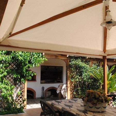 نيتّونو Villa Regina B&B المظهر الخارجي الصورة